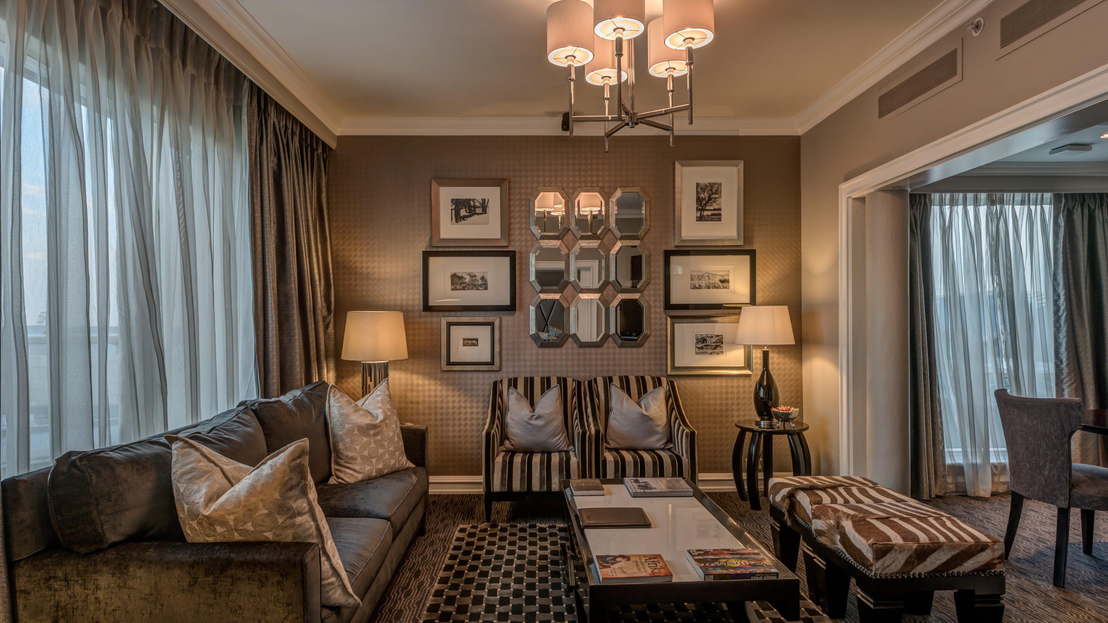 Intercontinental Johannesburg Or Tambo Airport Hotel By Ihg Kempton Park Eksteriør billede A suite at the hotel